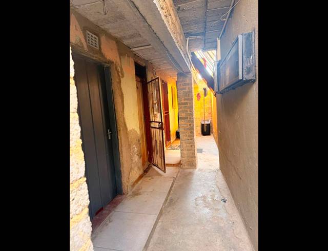 13 BEDROOM HOUSE FOR SALE IN PHOMOLONG